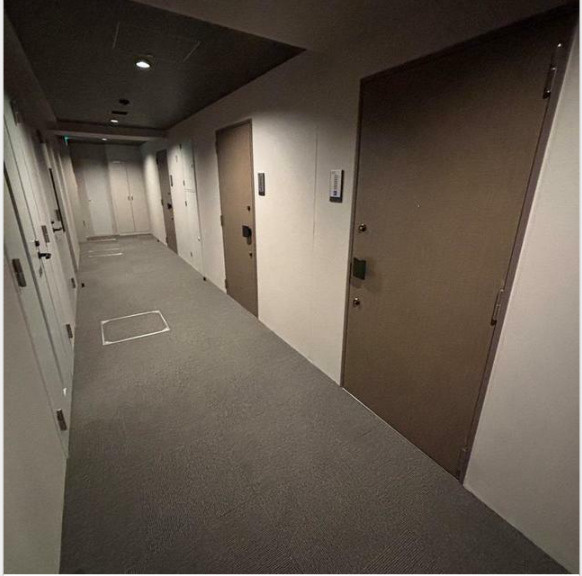 リビオメゾン東北沢のロビー