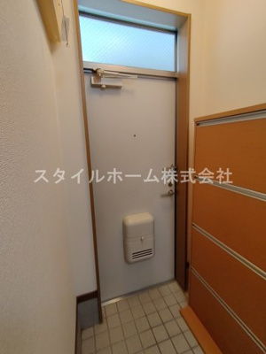 【玄関】 | ルミナス白鳥A | イメージ写真です。