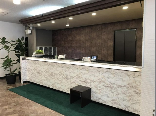 北海道札幌市　区分マンションのエントランス