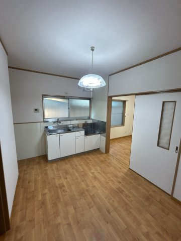 六軒屋町5丁目貸家の居間・リビング