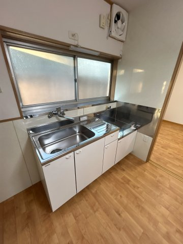 六軒屋町5丁目貸家のキッチン