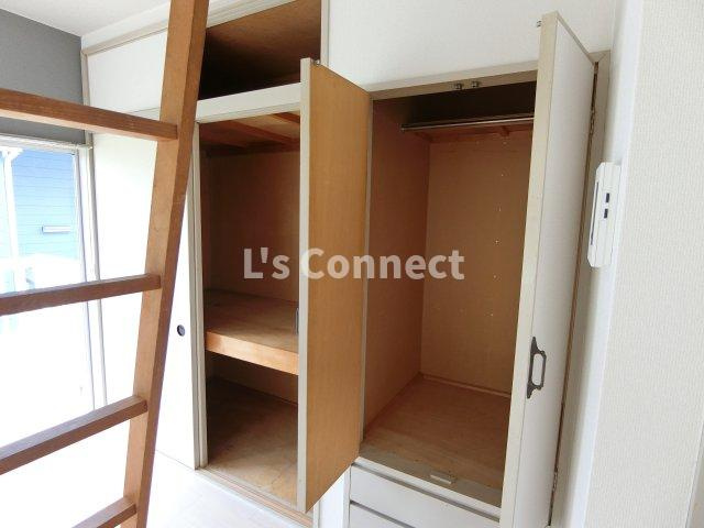 【収納】 | コスモハウスⅡ | １間の収納でお荷物もすっきりしまえます。