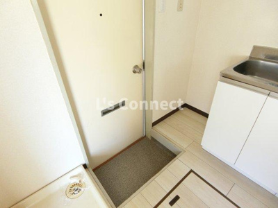 【玄関】 | コスモハウスⅡ | 下駄箱設置スペースもあります。