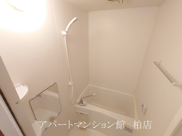 セルフィール西原の浴室