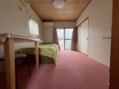 【居間・リビング】 | アルス東林間 | こちらの居間で趣味の時間をお楽しみください