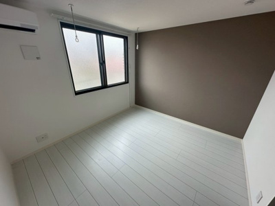 【居間・リビング】 | ベイルームグラシア海老名 | ゆったりとした居間です