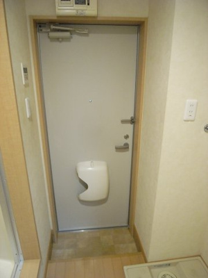 【玄関】 | ウィステリアK | 収納もある玄関です