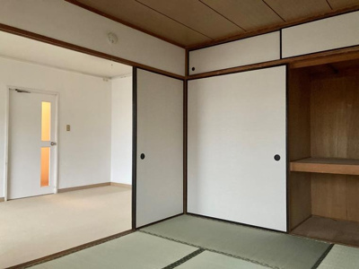 【内装】 | さつき住宅２５号棟 | 内装は落ち着いています