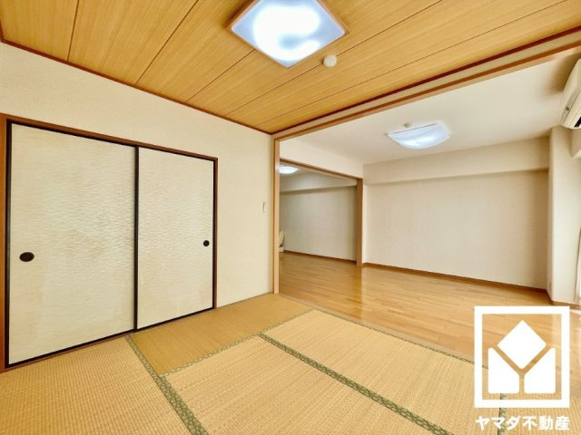 コトーハイツ伏見稲荷A棟の和室