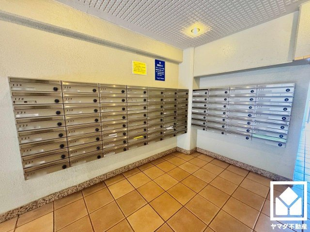 コトーハイツ伏見稲荷A棟のその他共用部分