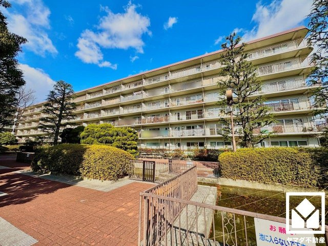 コトーハイツ伏見稲荷A棟の外観