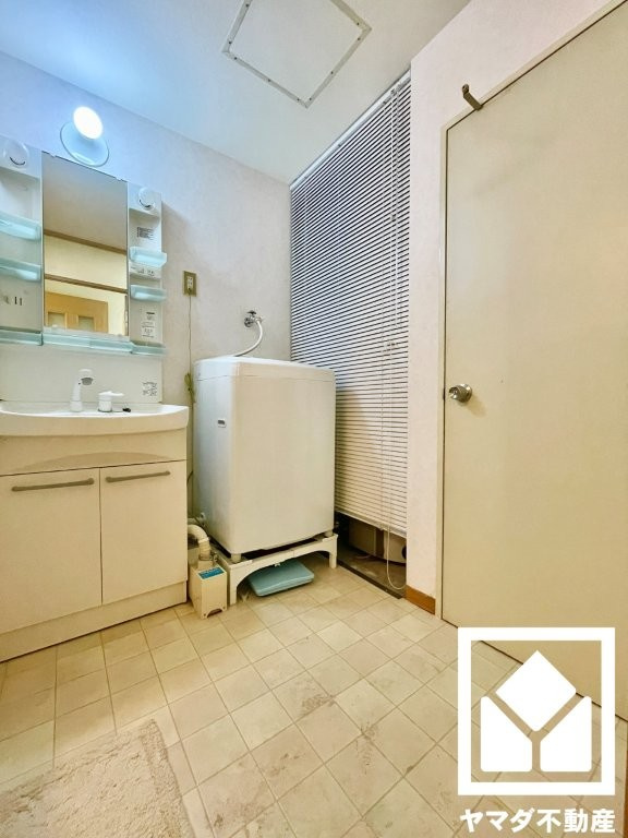 コトーハイツ伏見稲荷A棟の洗面所