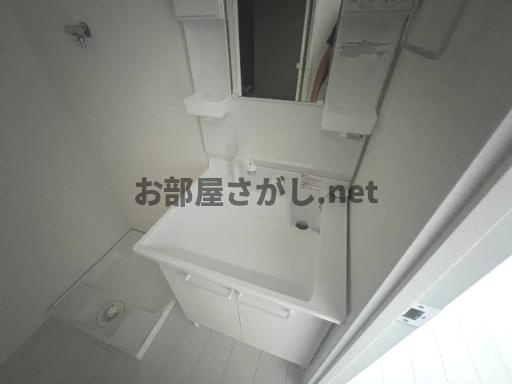 早稲田鶴巻町IMAハウスの洗面所|脱衣スペースもあります