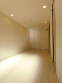 【内装】 | リブリ・英