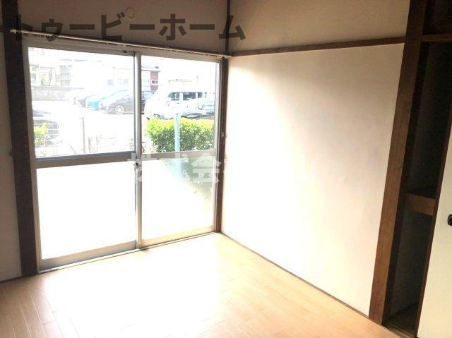 山下イーストの居間・リビング|ゆったりとした居間です