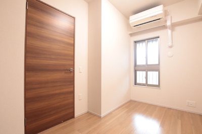 ※エアコンは残置物です