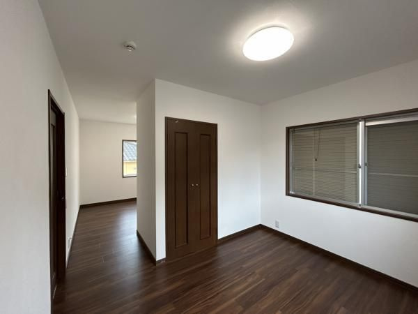 福岡市南区柏原6丁目　中古戸建の洋室|きれいな洋室です