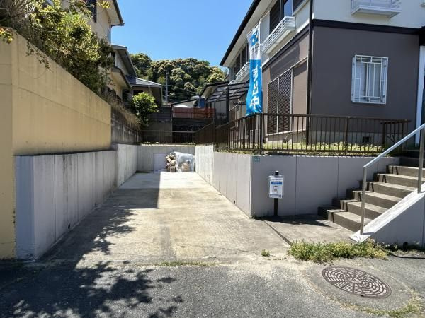 福岡市南区柏原6丁目　中古戸建の駐車場|車をお持ちの方に嬉しい駐車場付きの物件です