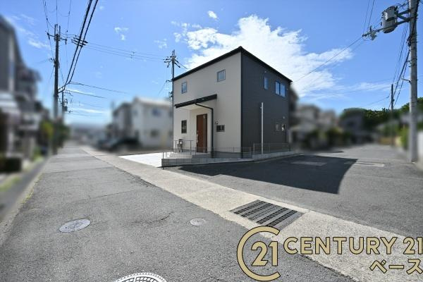 リーブルガーデン田町 ／新築一戸建の前面道路含む現地写真|■現地撮影写真■コンビニが徒歩圏内に近接しています。