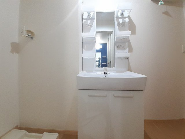 ゴールデン赤田の洗面所|使いやすい洗面所です