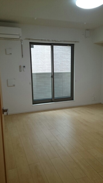 ハイネスの居間・リビング