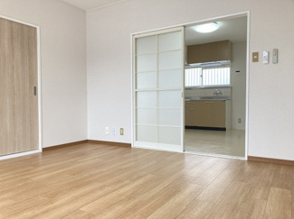 【居間・リビング】 | レピュート平清水　C棟