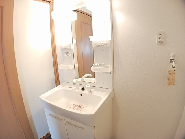 エンゼルパークⅣの洗面所