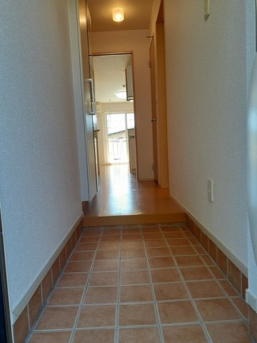 メゾン・サングリーンの玄関