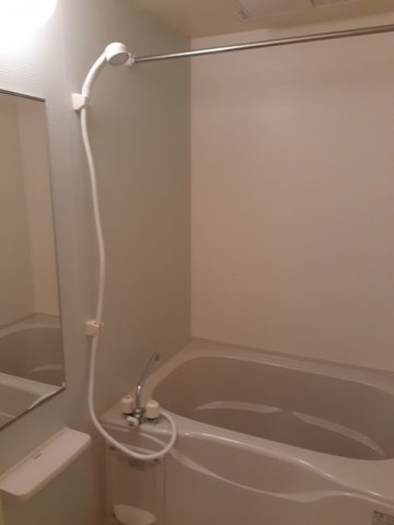 メゾン・サングリーンの浴室