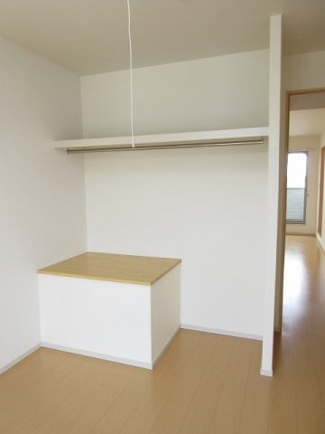 トリニティ　ヴィレッジ　Ⅲの収納