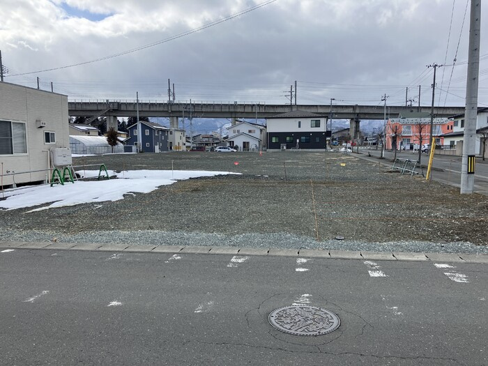 セブンリリー矢巾の駐車場