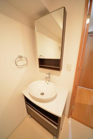 ドゥーエ玉造の独立洗面台|ドゥーエ玉造　独立洗面台