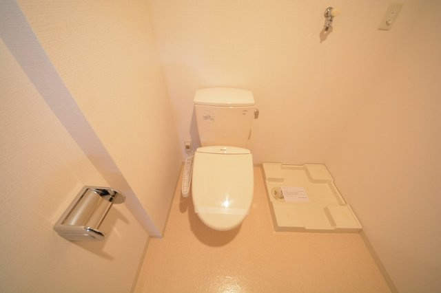 ドゥーエ玉造のトイレ|ドゥーエ玉造　温水洗浄便座