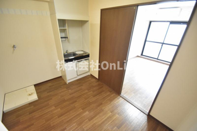 【内装】 | パルエミール