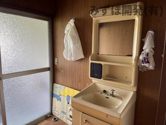 村山市大字稲下1190の洗面所