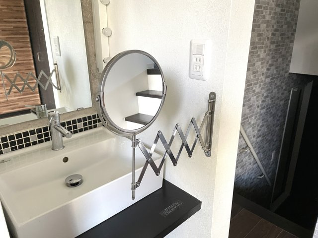 RadIAnce与野本町のその他|鏡