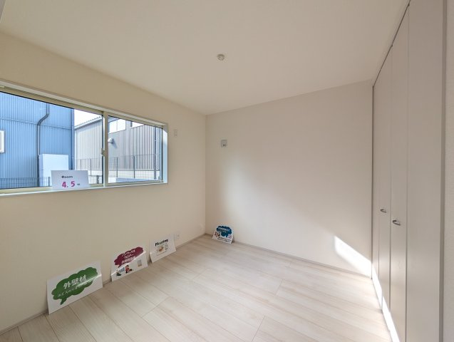 【洋室】 | リーブルガーデン.S渋川市行幸田第2ー①