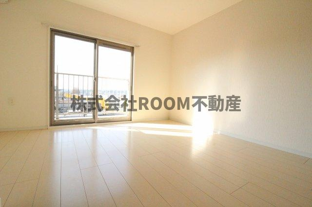 LIEN MON COEUR（ﾘｱﾝﾓﾙｸｰﾙ）のキッチン