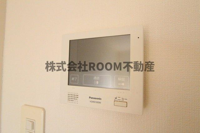 LIEN MON COEUR（ﾘｱﾝﾓﾙｸｰﾙ）のバルコニー