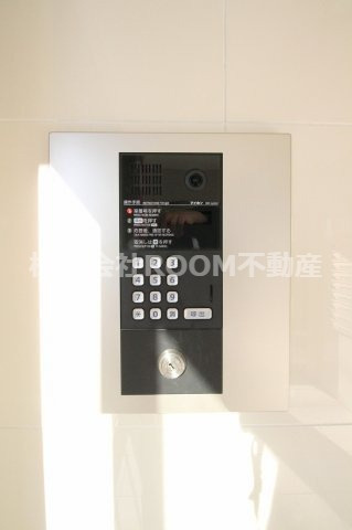 LIEN MON COEUR（ﾘｱﾝﾓﾙｸｰﾙ）のエントランス