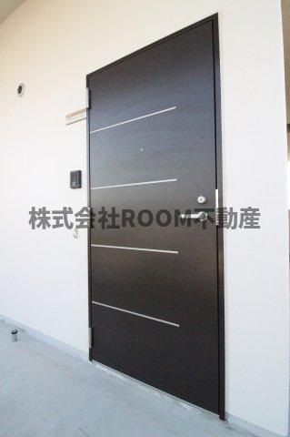 LIEN MON COEUR（ﾘｱﾝﾓﾙｸｰﾙ）の居間・リビング