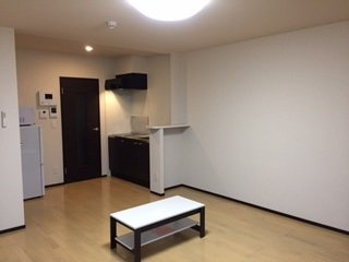 【居間・リビング】 | クレイノビアンカ | ゆったり過ごせる居間です