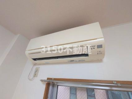 鏡島レイナの設備