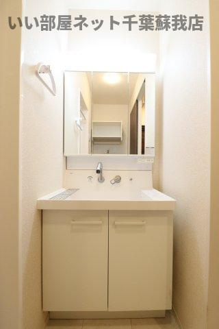 リッチモンブランの洗面所|脱衣スペースもあります