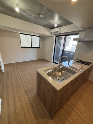 【居間・リビング】 | ルミエール三番町