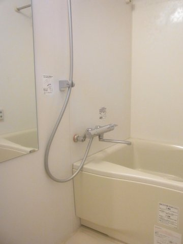 プライムアーバン西荻窪Ⅱの浴室
