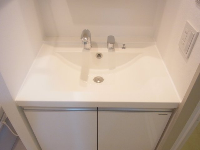 プライムアーバン西荻窪Ⅱの独立洗面台
