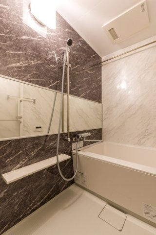 ルフォンプログレ文京湯島の浴室|※写真は同タイプ住戸です。