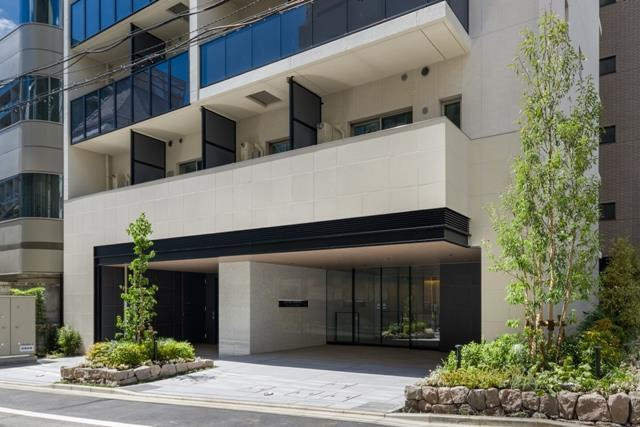 ルフォンプログレ文京湯島のエントランス