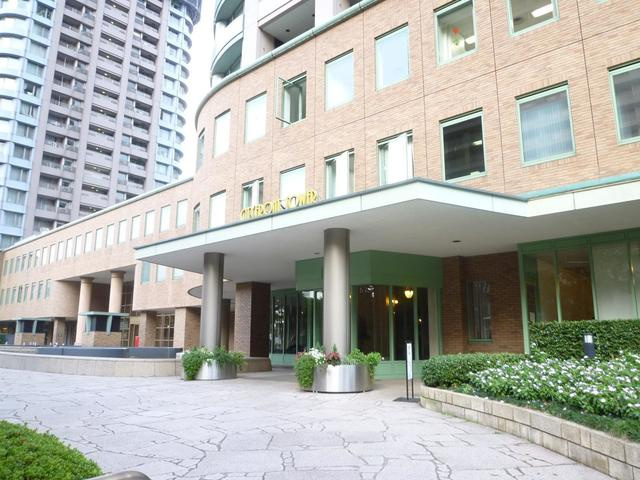 シティフロントタワーのエントランス